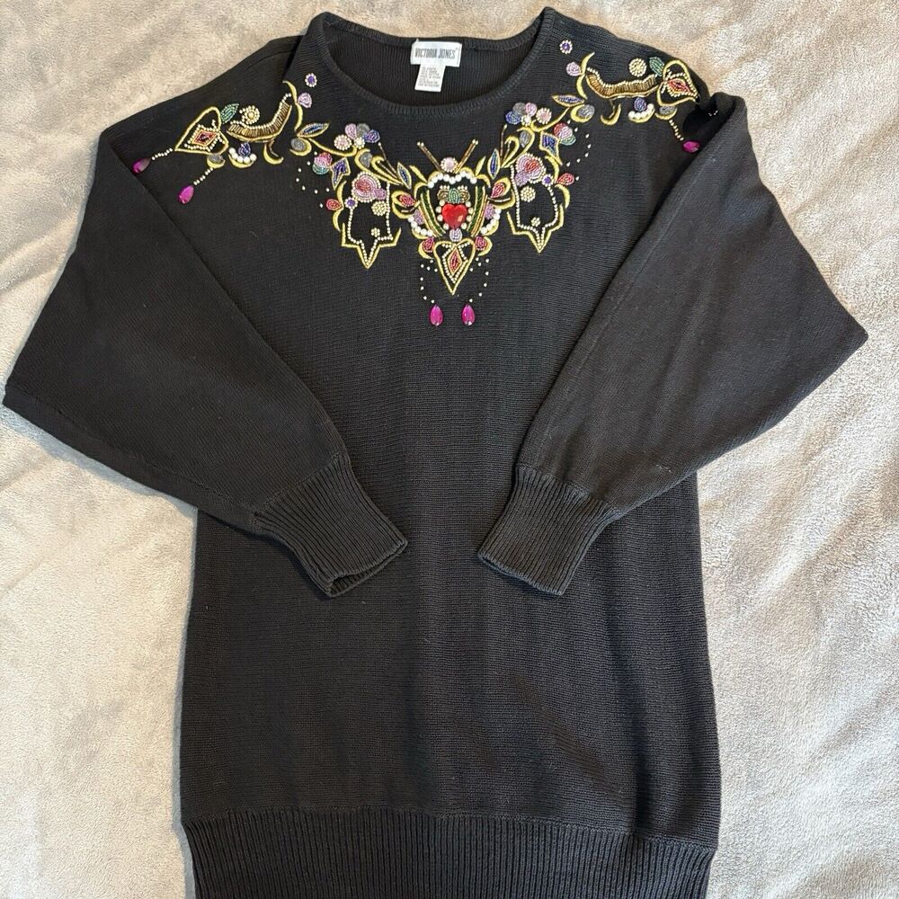 Victoria Jones Embroider Floral Sweater Red Heart Beads Black Size Large